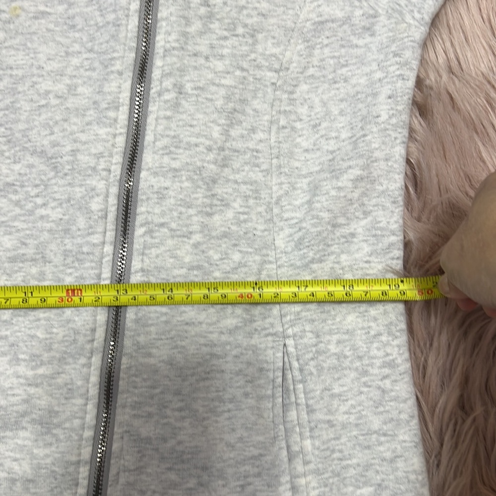 Under Armor Light Jacket - Picture 9 of 9
